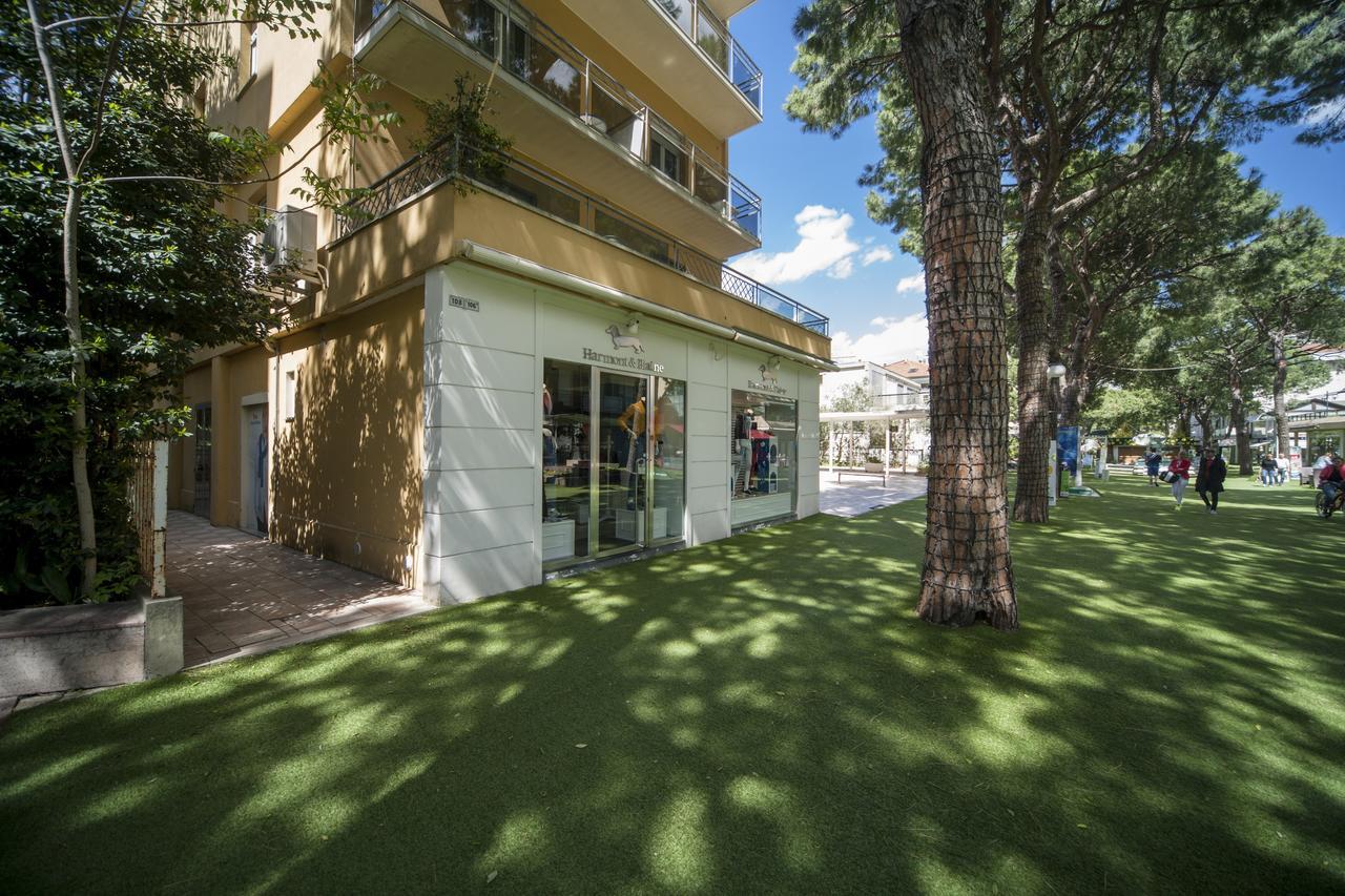 Hotel Colombo Riccione Eksteriør bilde